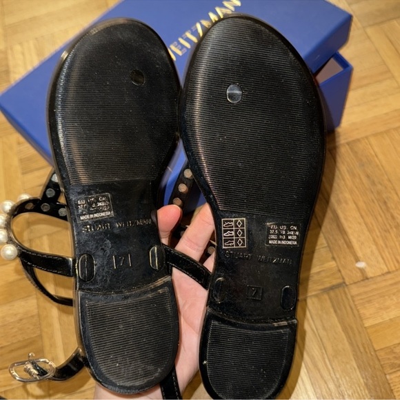 Stuart Whitman Goldie black jelly sandals with pearls - Picture 7 of 8